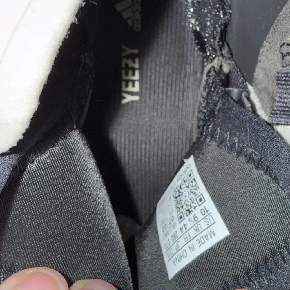 adidas Yeezy QNTM Mist Slate — Size 10 — HQ2085